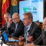35pica24